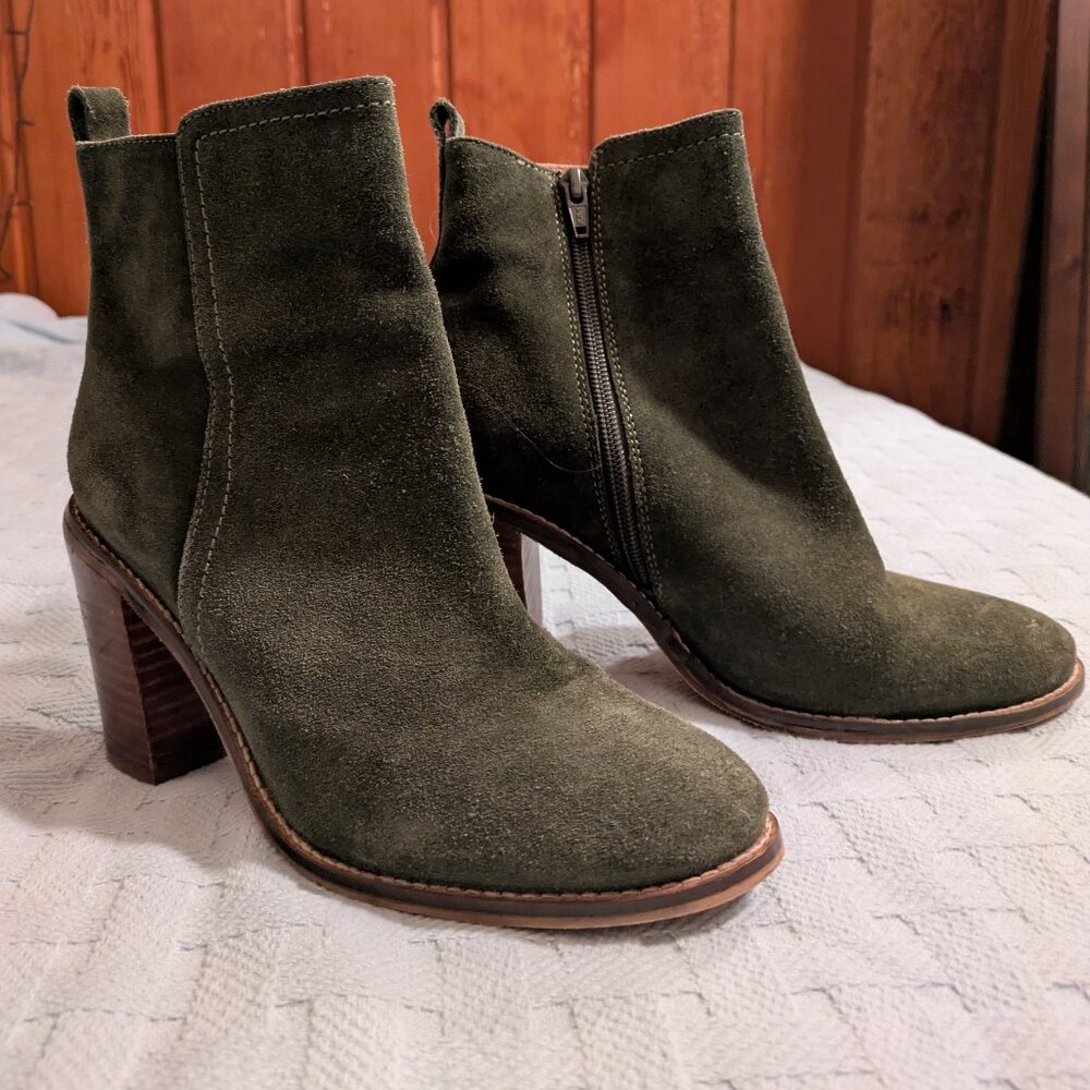 Olive green suede heeled boots by Seychelles